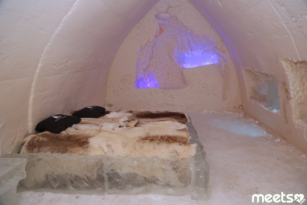 ice hotel