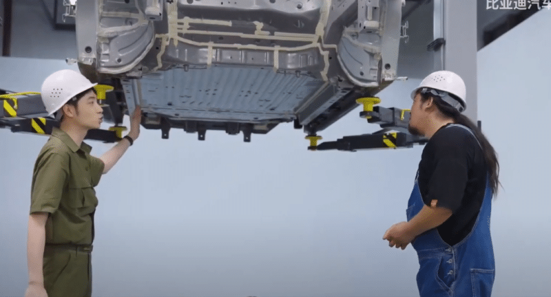 Разборка BYD Atto 3 (Yuan Plus) выявила множество высокотехнологичных устройств