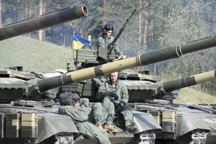 14 украинских танкистов публично отказались воевать в АТО