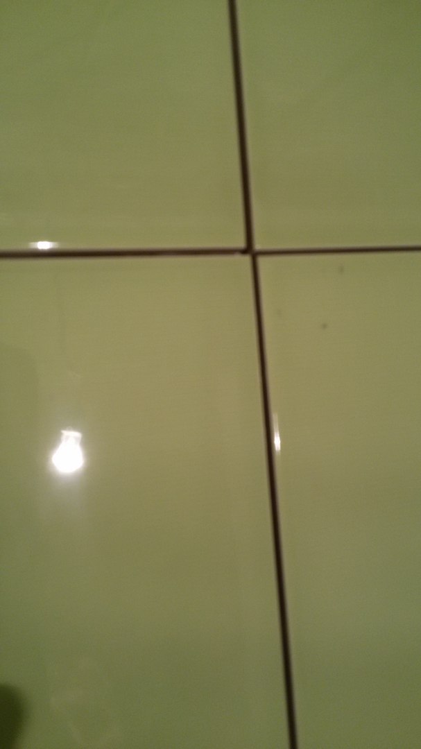 Как исправить неровные швы на плитке Как исправить неровные швы на плитке советы