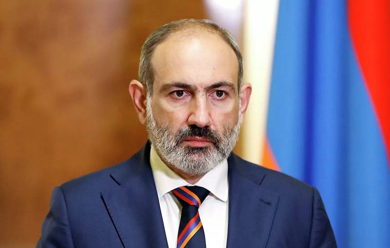 Армения лишилась российских добровольцев из-за Пашиняна Новости