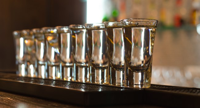 Анекдоты про водку. Часть 3 анекдоты