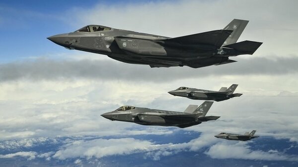 Потеря Японией самолета F-35 стала настоящим кошмаром для США Потеря Японией самолета F-35 стала настоящим кошмаром для США новости,события