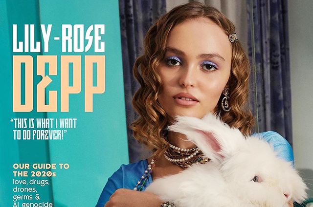 Девушка с кроликом: Лили-Роуз Депп снялась для журнала The Face Magazine