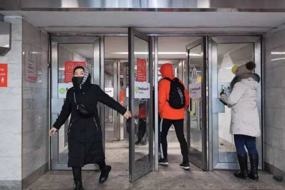 В Москве переименовали станцию метро, в Кемерово полиция растопила наши сердца (ФОТО, ВИДЕО) | Русская весна