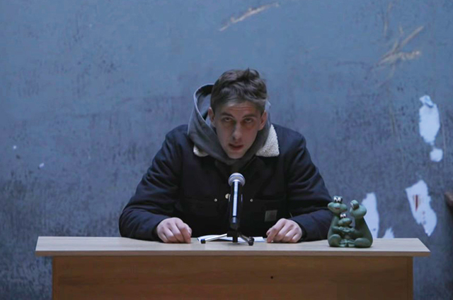 Оксимирон, Баста, Леонид Парфенов и другие зачитали стихи классиков в поддержку фигурантов "московского дела" Оксимирон, Баста, Леонид Парфенов и другие зачитали стихи классиков в поддержку фигурантов "московского дела" Новости,сядьзатекст