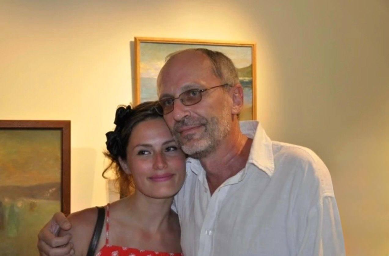 Почему наследники не общаются с отцом: что известно о детях Александра Гордона Почему наследники не общаются с отцом: что известно о детях Александра Гордона Гордон, телеведущего, Александра, Нозанин, Александр, двоих, отцом, фотосоцсетиВ, романов, также, имени, детей, общаться, жизни, когда, личной, супруги, 2014м, несколько, Марией