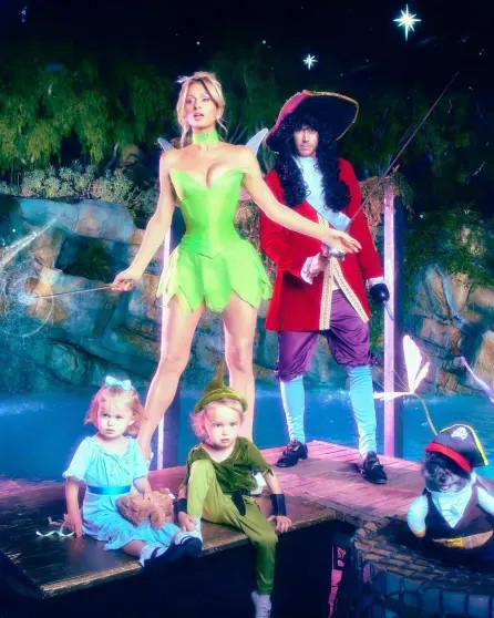 Пэрис Хилтон с семьёй