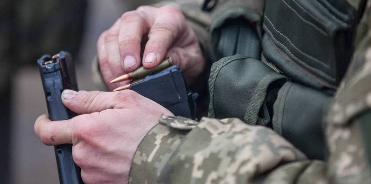 На подконтрольной Киеву территории ДНР старший солдат одной из воинских частей ВСУ совершил самоубийства...