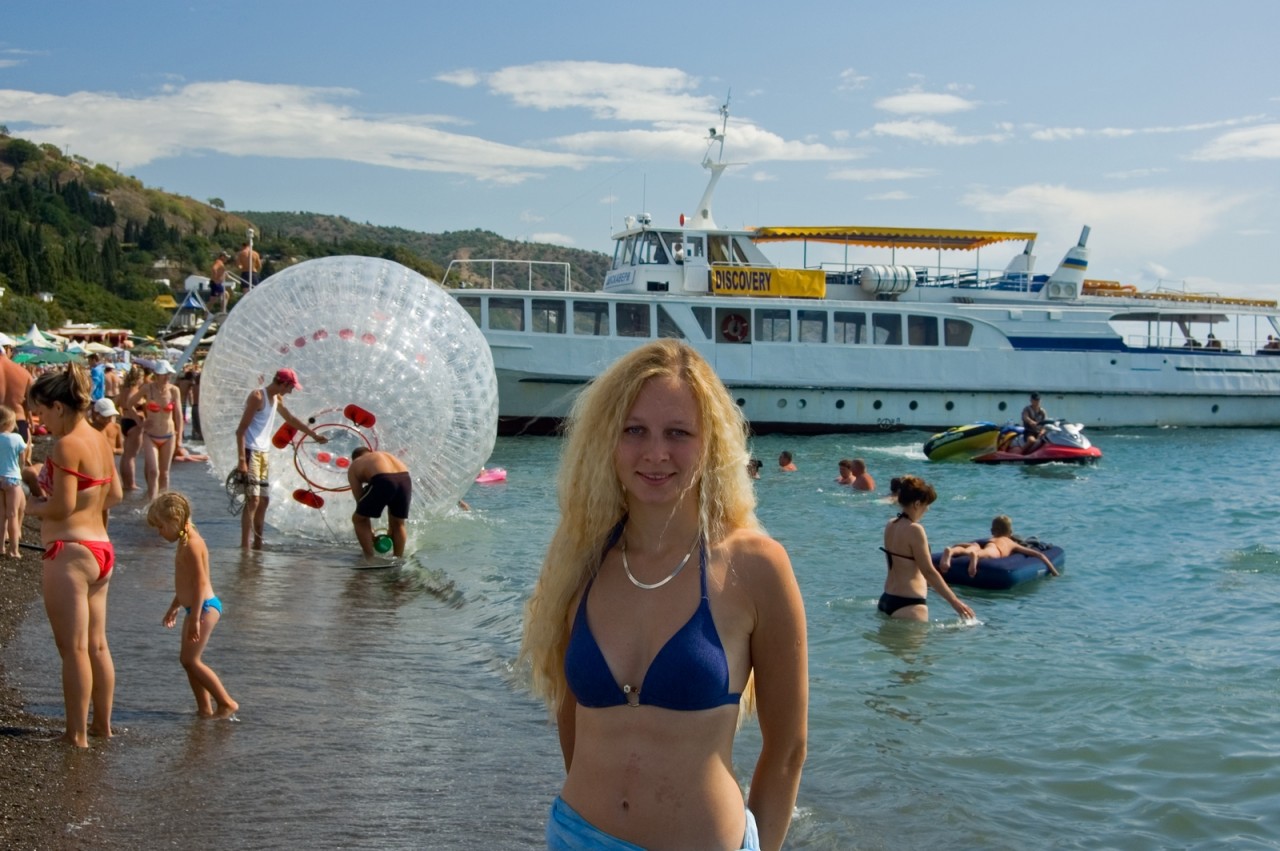 Татьяна Голикова на пляже