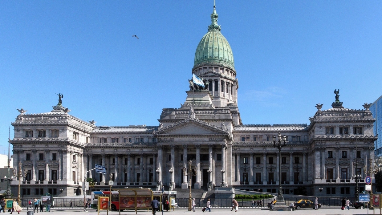 Богатые тоже плачут: Аргентина принимает дифференцированный налог на прибыль
