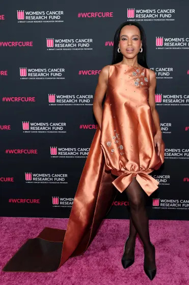 Дженнифер Лопес, София Вергара, Крис Дженнер и Эмбер Валлетта на благотворительном гала-концерте в Лос-Анджелесе платье, Дженнер, которая, Лопес, Суаре, Вергара, София, Дженнифер, Певица, Керри, Вашингтон, Ловато, чёрное, появилась, ЛопесДженнифер, ВергараСофия, ВашингтонКерри, ВашингтонЭмбер, ВергараКерри, ЛосАнджелесе