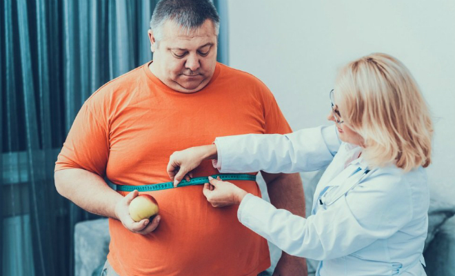 Швейцарские ученые назвали толстый живот основной причиной старения