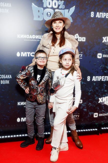 Варвара Шмыкова с сыном, Филипп Киркоров с детьми и другие на премьере мультфильма 