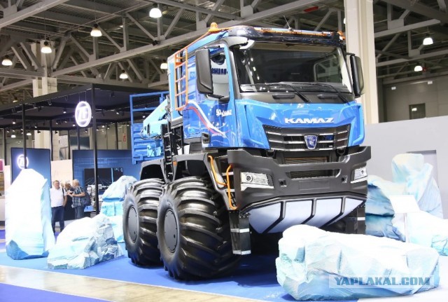 КАМАЗ-Арктика с кабиной К5 на Комтранс-2019 Марки и модели,новые модели вездеход КАМАЗ-Арктика
