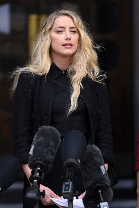 Эмбер Херд зачитала финальное заявление по судебному разбирательству Джонни Деппа: "Он заставил меня вновь пережить самые болезненные моменты в жизни" Эмбер Херд зачитала финальное заявление по судебному разбирательству Джонни Деппа: "Он заставил меня вновь пережить самые болезненные моменты в жизни" Звезды,Звездные пары