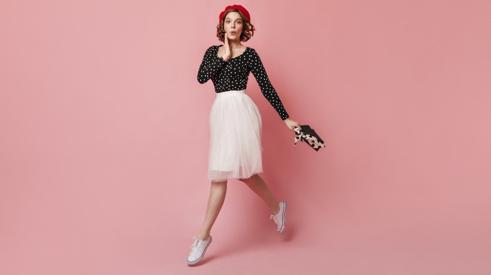 Британский стилист рассказала, как не покупать новую одежду и выглядеть потрясающе Общество