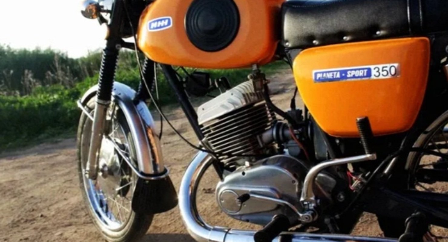 Почему в СССР хотели запретить мотоцикл «ИЖ-Планета Спорт»?