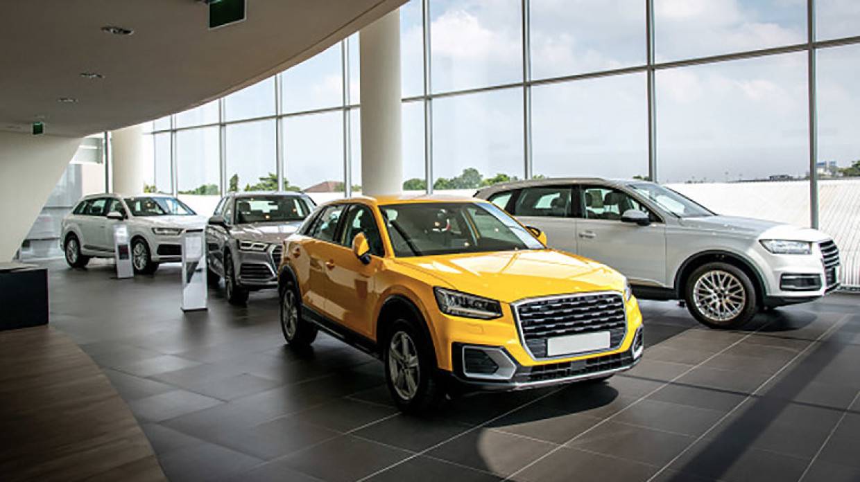 Продажи автомобилей в России снизились на 18% по результатам октября