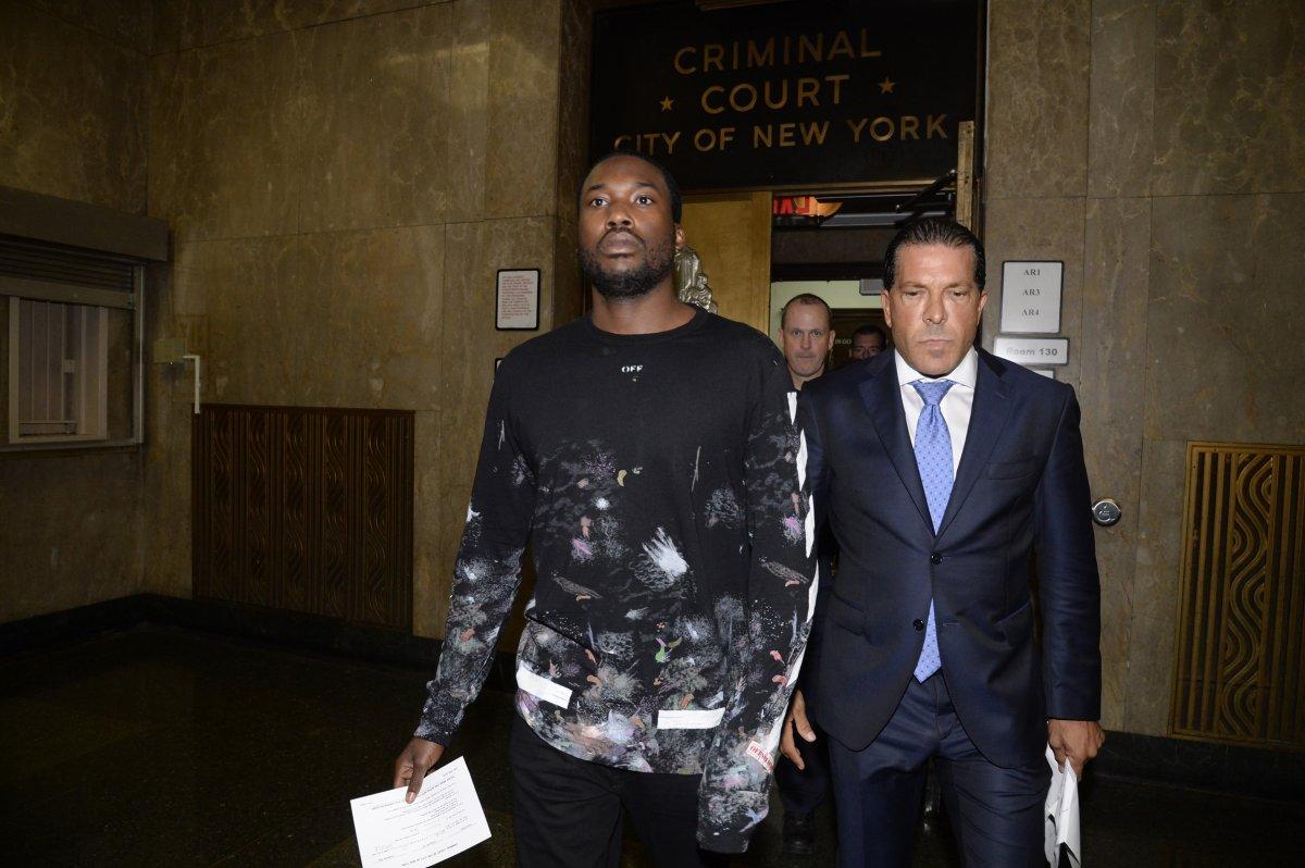 NYC PAPERS OUT. Social media use restricted to low res file max 184 x 128 pixels and 72 dpi