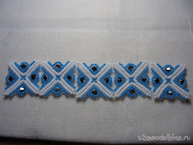 Браслет из бисера «Снежная королева» 