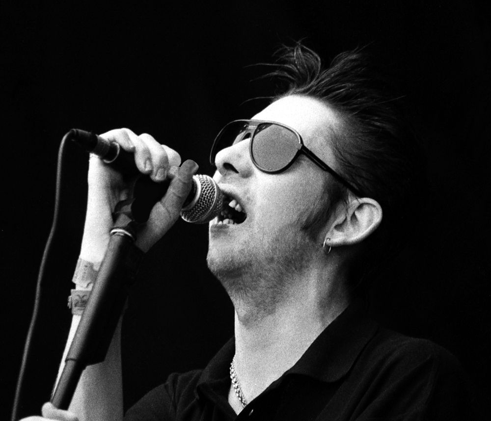 Шейн макгован. Shane MACGOWAN. Шейн макгоуэн. The Pogues. Группа Поугс.