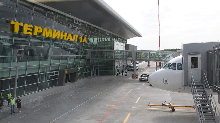 Аэропорты Казани и Нижнекамска временно ввели ограничения на полеты
