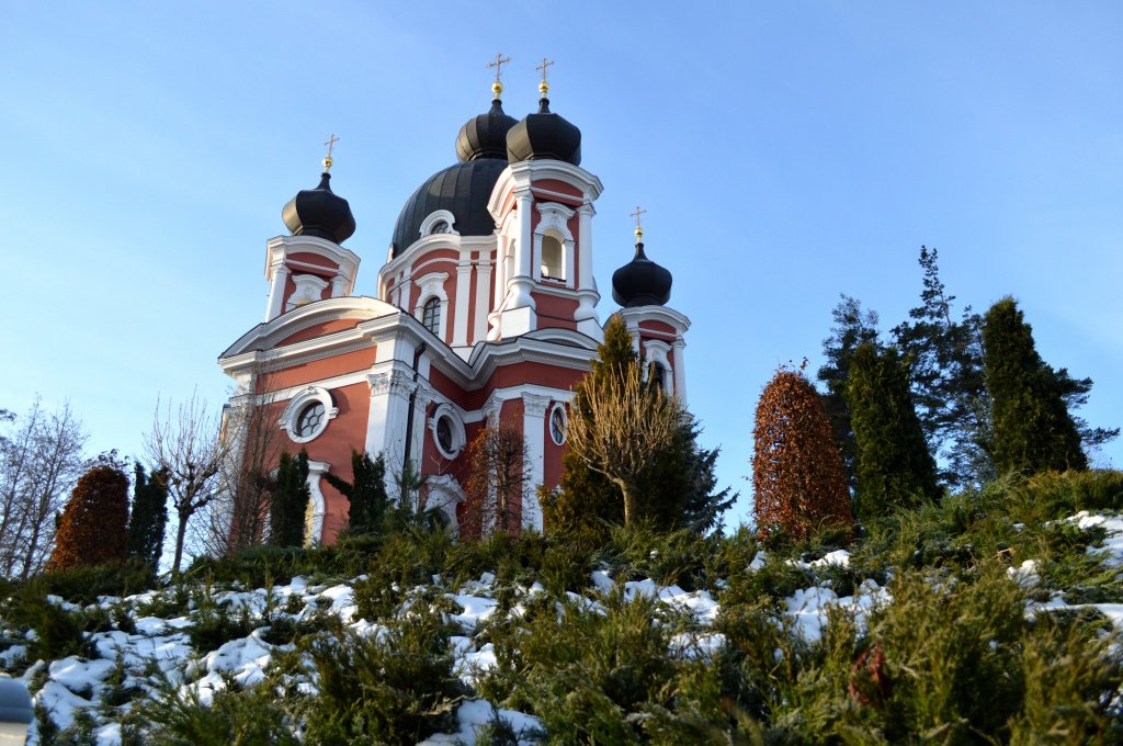 Винные SPA, фестиваль под землёй и лоукостеры: 7 неочевидных причин любить Молдову Винные SPA, фестиваль под землёй и лоукостеры: 7 неочевидных причин любить Молдову заграница,путешествие,страны,туризм