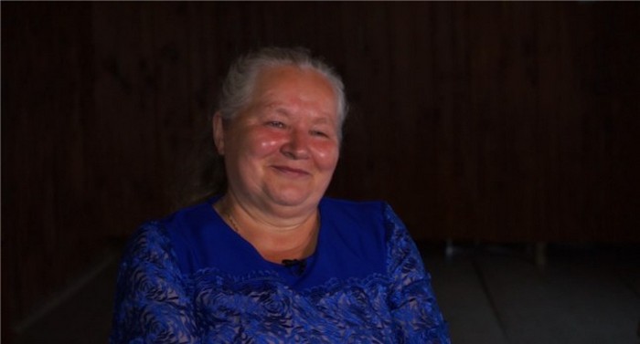 Пожилая женщина уже 20 лет кладёт печи. Одна история жизни в российской глубинке жизнь,ремонт и строительство,Удмуртия