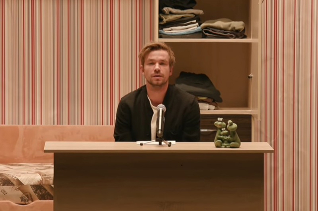 Оксимирон, Баста, Леонид Парфенов и другие зачитали стихи классиков в поддержку фигурантов "московского дела" Оксимирон, Баста, Леонид Парфенов и другие зачитали стихи классиков в поддержку фигурантов "московского дела" Новости,сядьзатекст