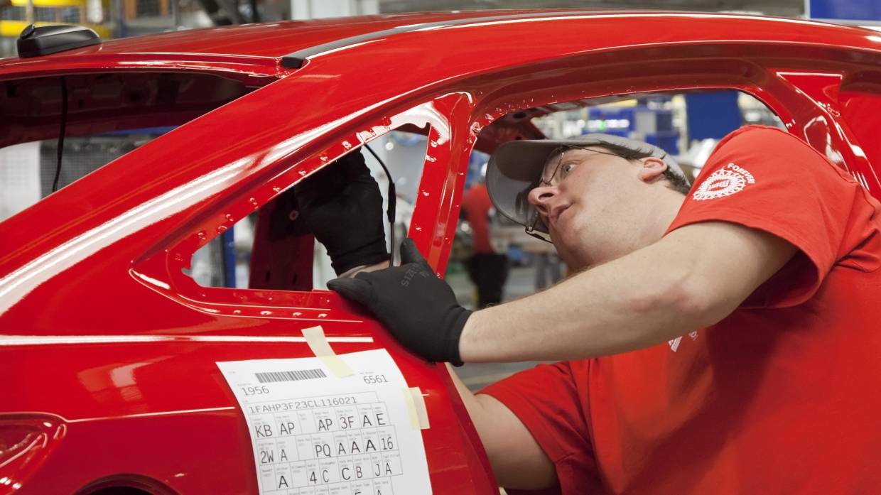 В ноябре в США было создано почти в три раза меньше рабочих мест, чем прогнозировалось