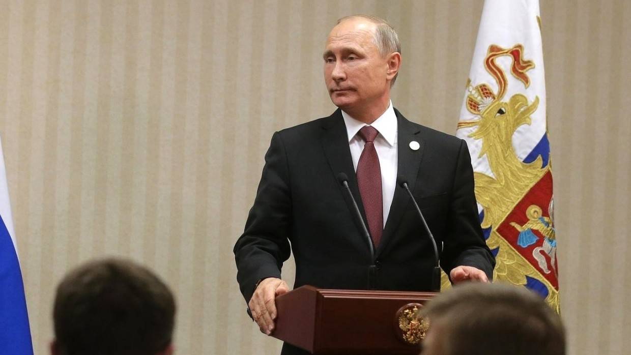 Путин и Пасечник заключили договор о дружбе и помощи между ЛНР и Россией