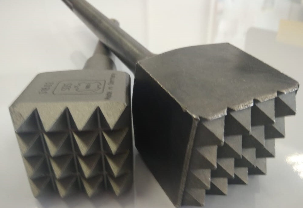 Бучарды в виде бит для пневмо и электроинструмента