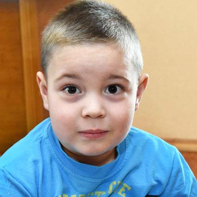 Адам Горбачев, 4 года, последствия ишемического инсульта, требуется курсовое восстановительное лечение, 851 391 ₽