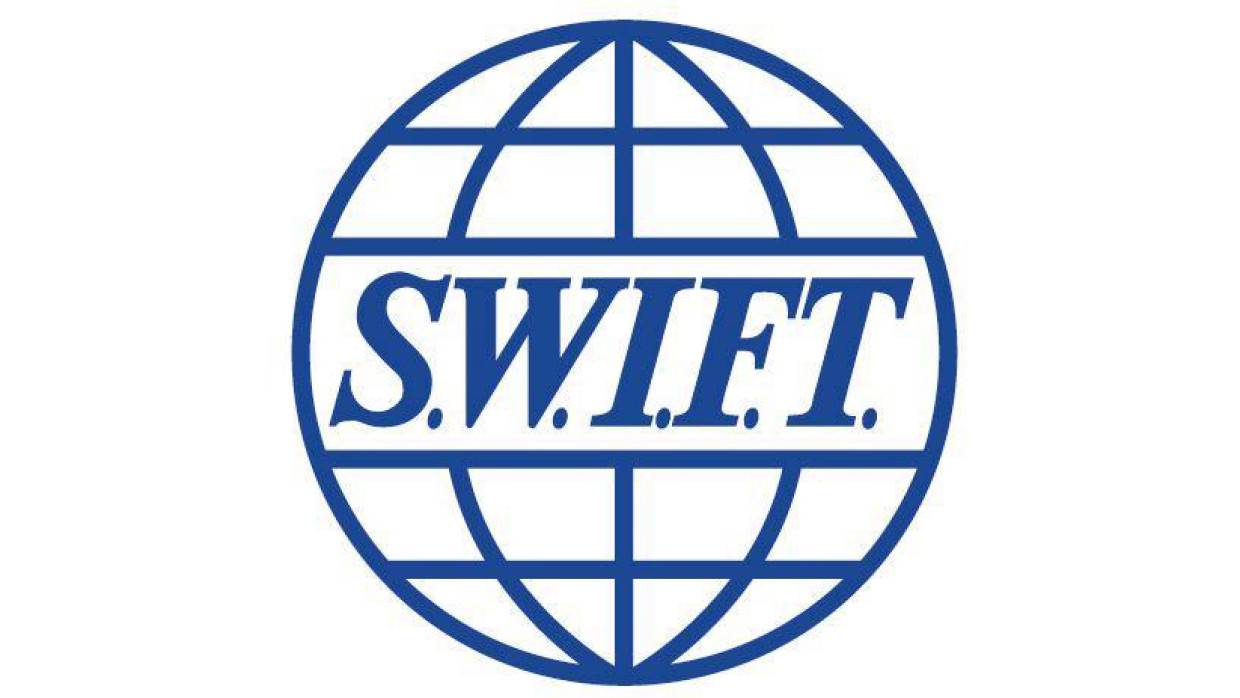 Telegraph: Лондон рассматривает отключение Москвы от SWIFT из-за Киева