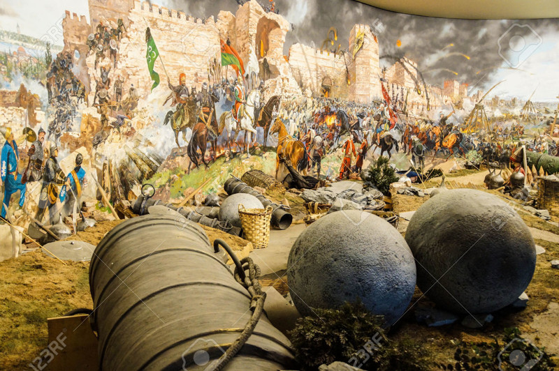 Огромные осадные пушки (организационное сведенные в несколько батарей), использовавшиеся в последнем штурме и падении Константинополя в 1453 году. Часть диорамы в музее Askeri, Стамбул Турция. история, россия
