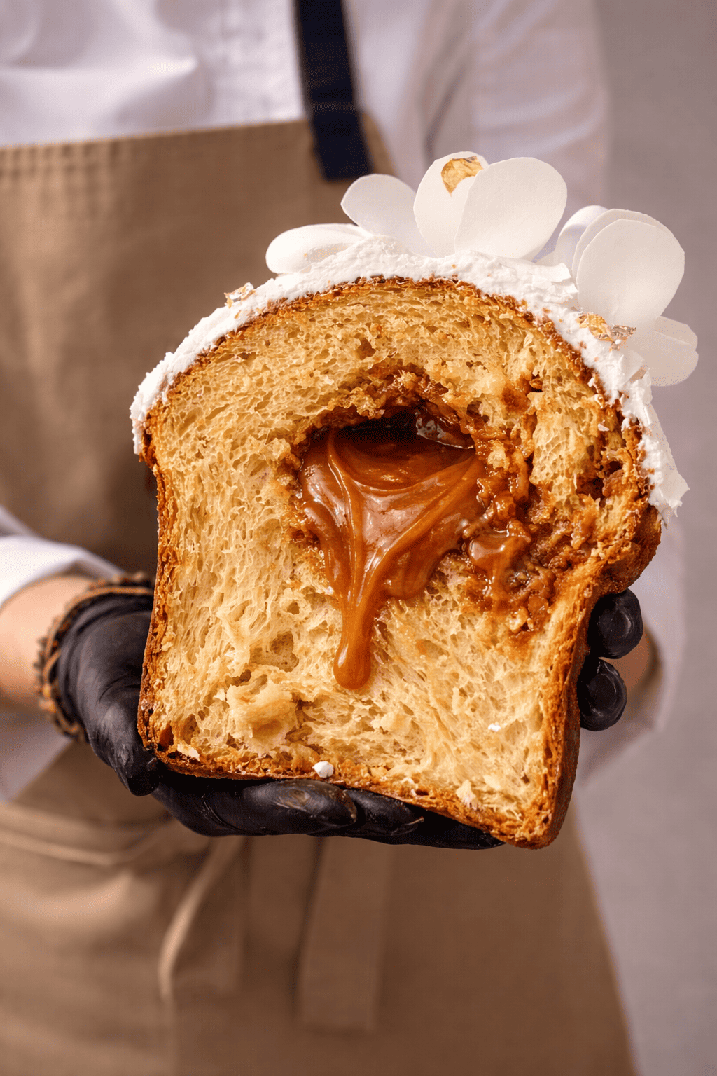 Где купить самые красивые куличи и десерты в Москве на Пасху 2026 кулич, кремом, изюмом, апреля, пасха, цукатами, можно, украшенный, куличей, куличи, рубКулич, цельной, панеттоне, клюквой, начинкой, собственного, производства, шоколадным, празднику, рубШоколадный