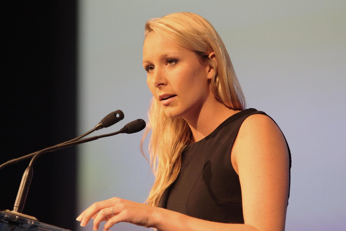 Есть женщины во французских селеньях