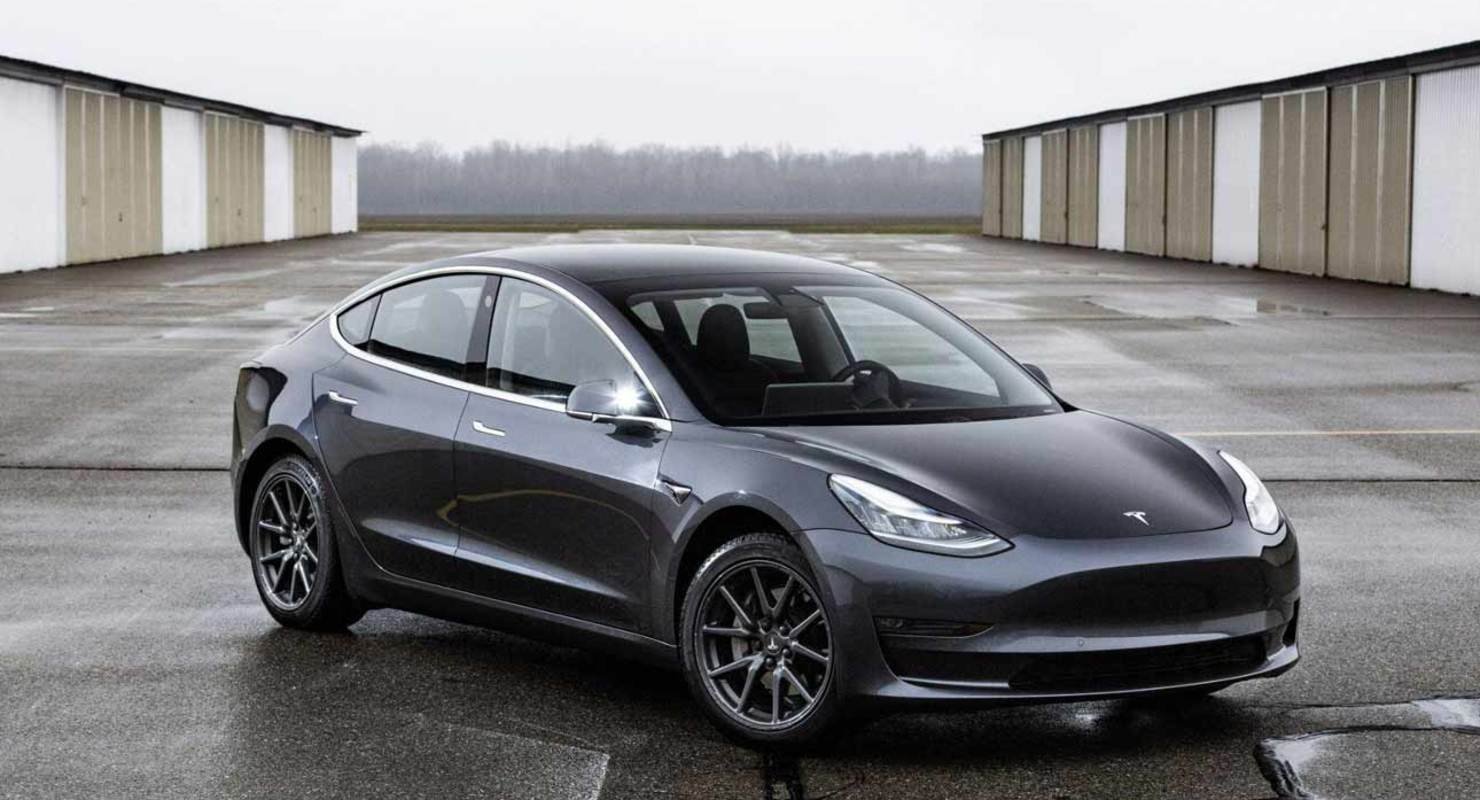 Минпромторг: Россия готова к сотрудничеству с Tesla по электромобилям Минпромторг: Россия готова к сотрудничеству с Tesla по электромобилям Автомобили