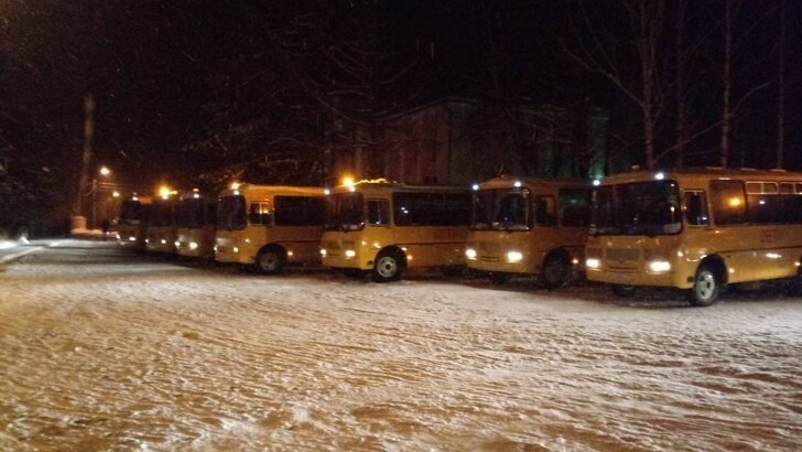 Новые школьные автобусы отправились в районы Амурской и Ульяновской областей Хорошие, добрые, новости, россия, фоторепортаж