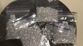 Контрабанда бриллиантов изъята в киевском аэропорту