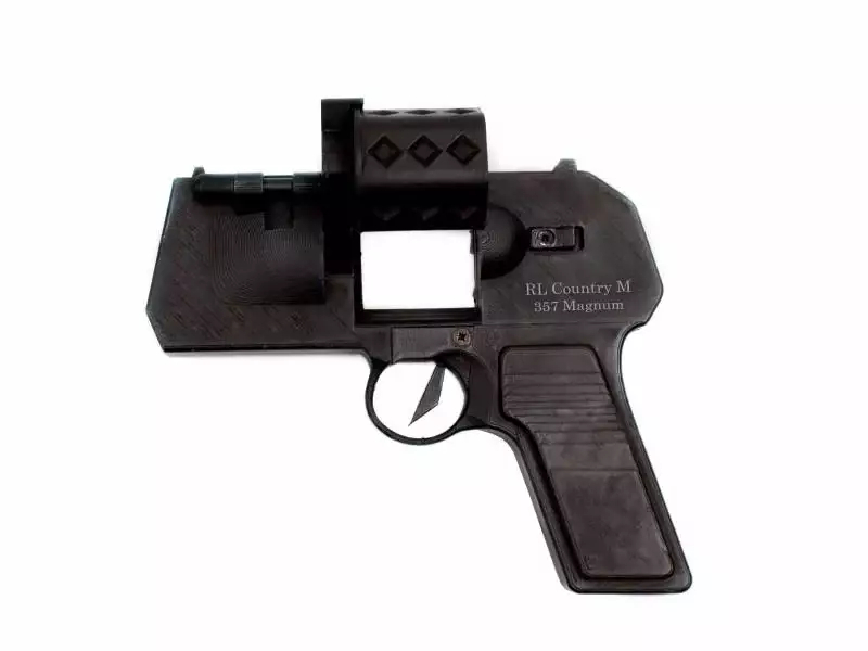 Револьвер XXI века оружие