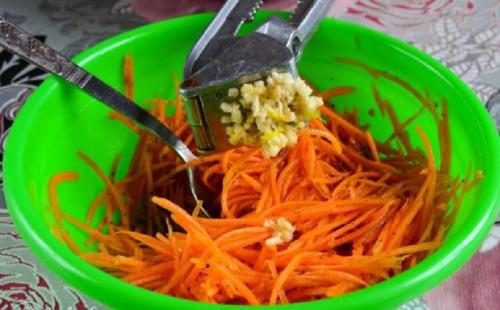 Морковь по-корейски домашняя с приправой рецепт.. Морковь по-корейски в домашних условиях — быстрые и вкусные рецепты корейской моркови 04