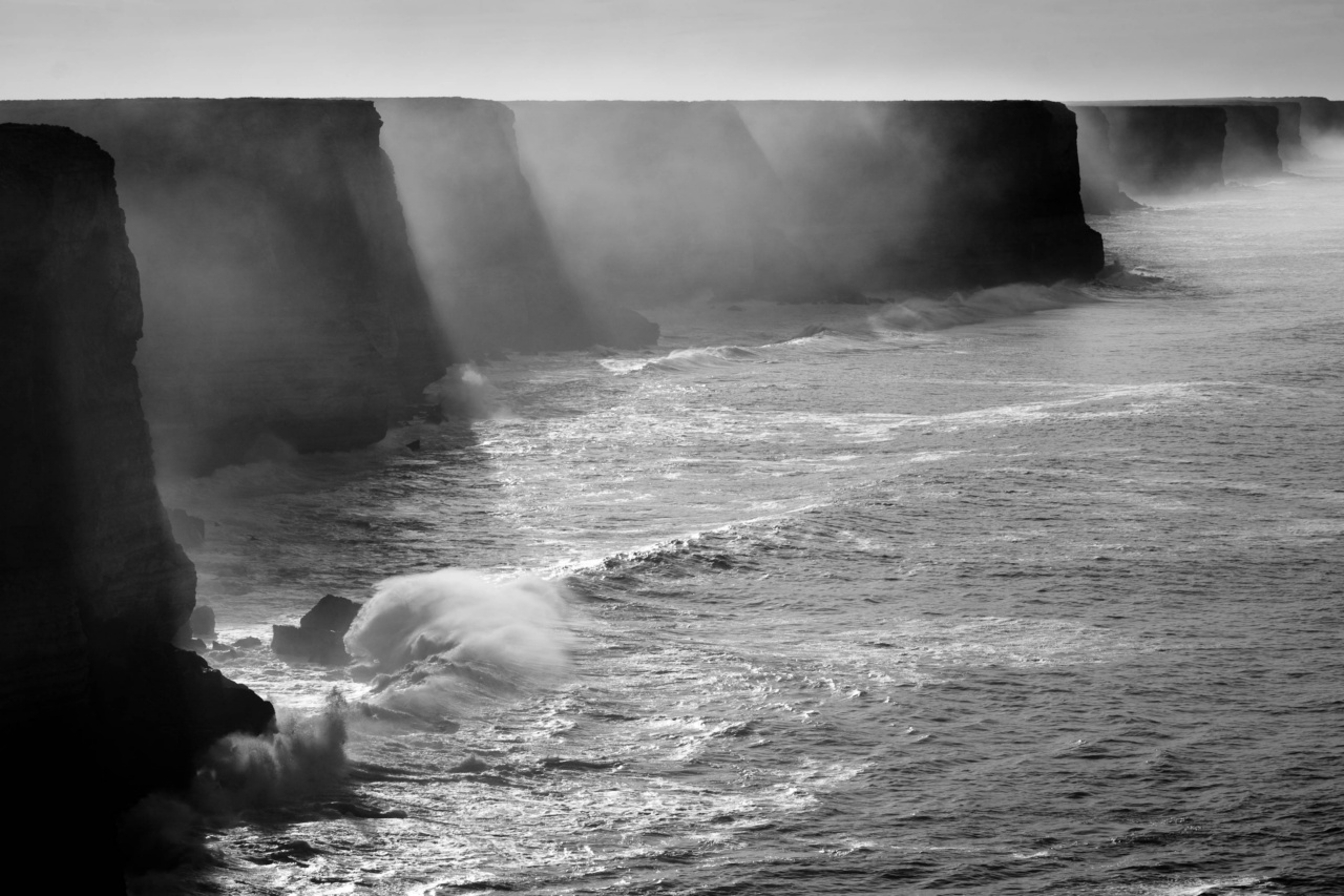 Равнина Налларбор  и утесы Банда  