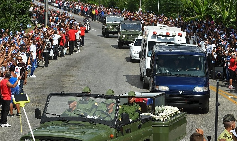 6. Церемония похорон Фиделя Кастро, прощальный президентский кортеж автомобили президентов, дорого, президентский кортеж, фото