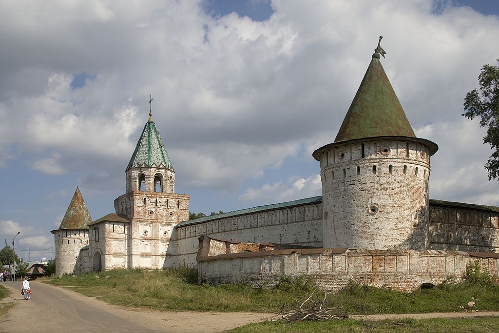 Колыбель империи, золотые колокольни, цыгане и еще 7 достопримечательностей Костромы