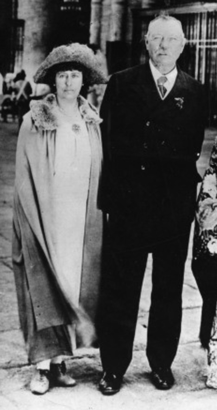 10 особенностей паспортов разных стран 10 особенностей паспортов разных стран жизнь, мир, паспорта, факты