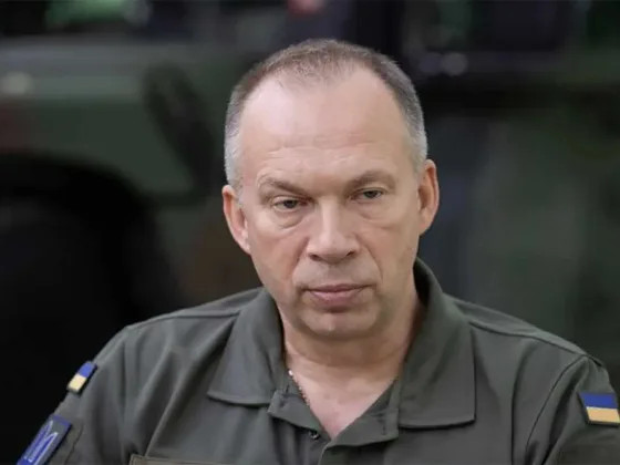 главком ВСУ Сырский отравил в Россию миллион рублей