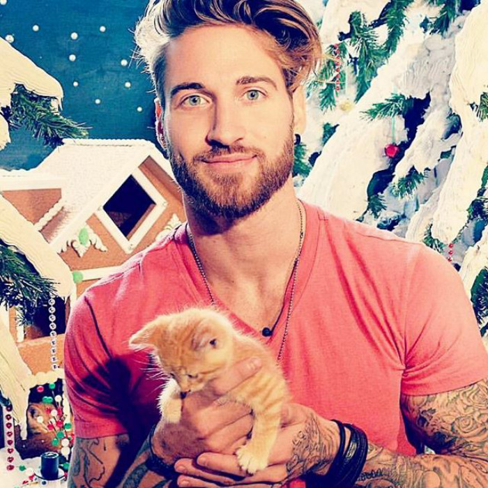 Dudes With Kittens