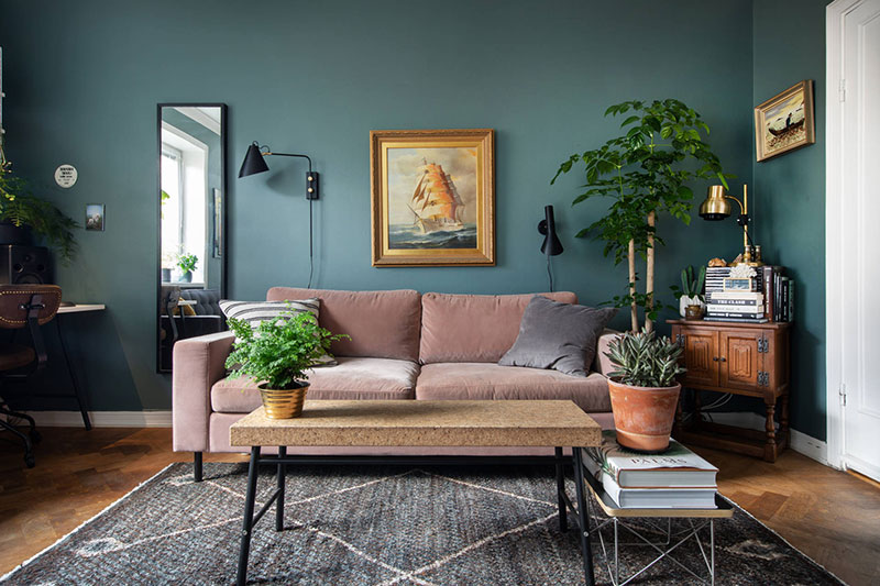 Небольшая шведская квартира с зеленой гостиной (39 кв. м) Небольшая шведская квартира с зеленой гостиной (39 кв. м) зеленый цвет